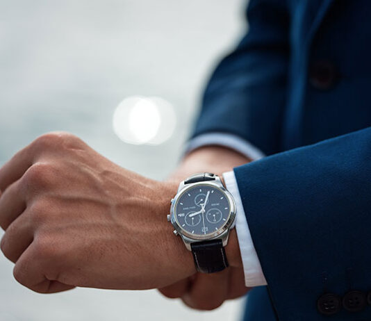 Jaki zegarek do garnituru