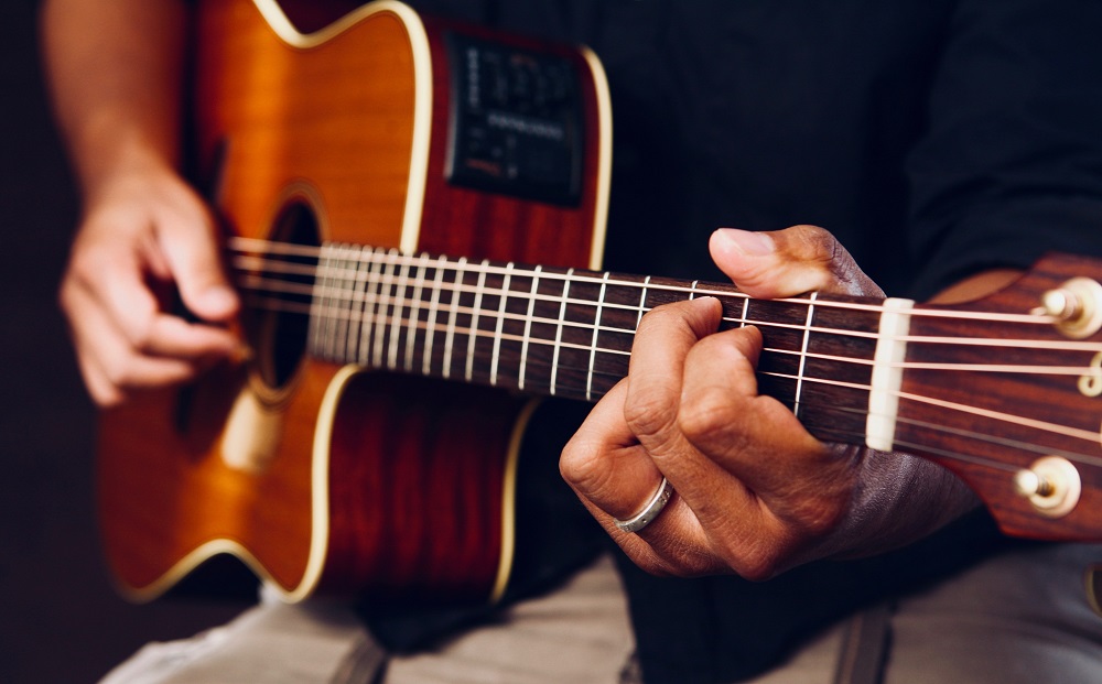 3 Jak zacząć grać na gitarze