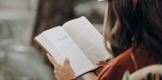 Książki o samorozwoju, które zmienią twoje życie