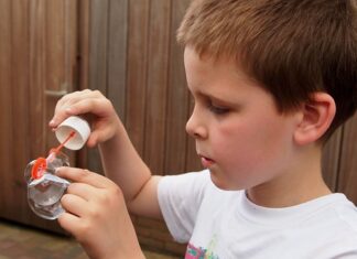 Co grozi za dźgnięcie nożem?