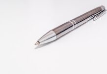 Długopis Parker z grawerem jako prezent na rozpoczęcie nowego etapu zawodowego długopis parker z grawerem