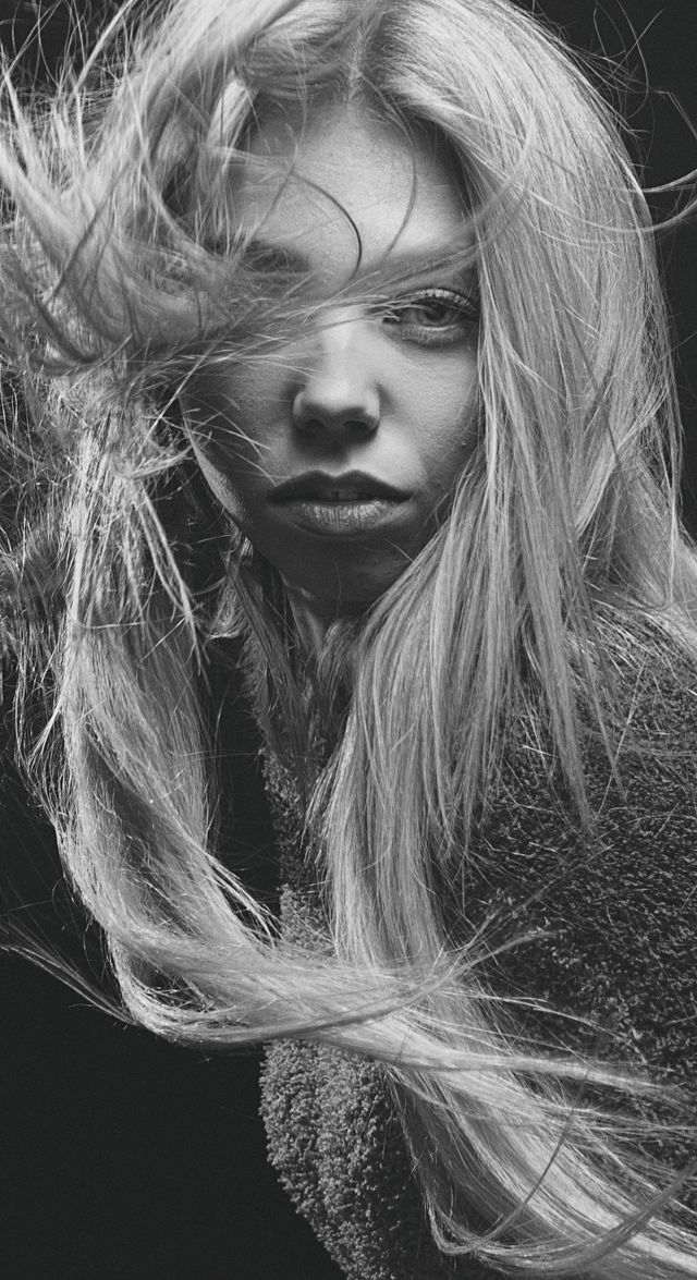 pexels-krivitskiy-5565165 Jak Pantera Hair łączy jakość włosów z profesjonalnym podejściem